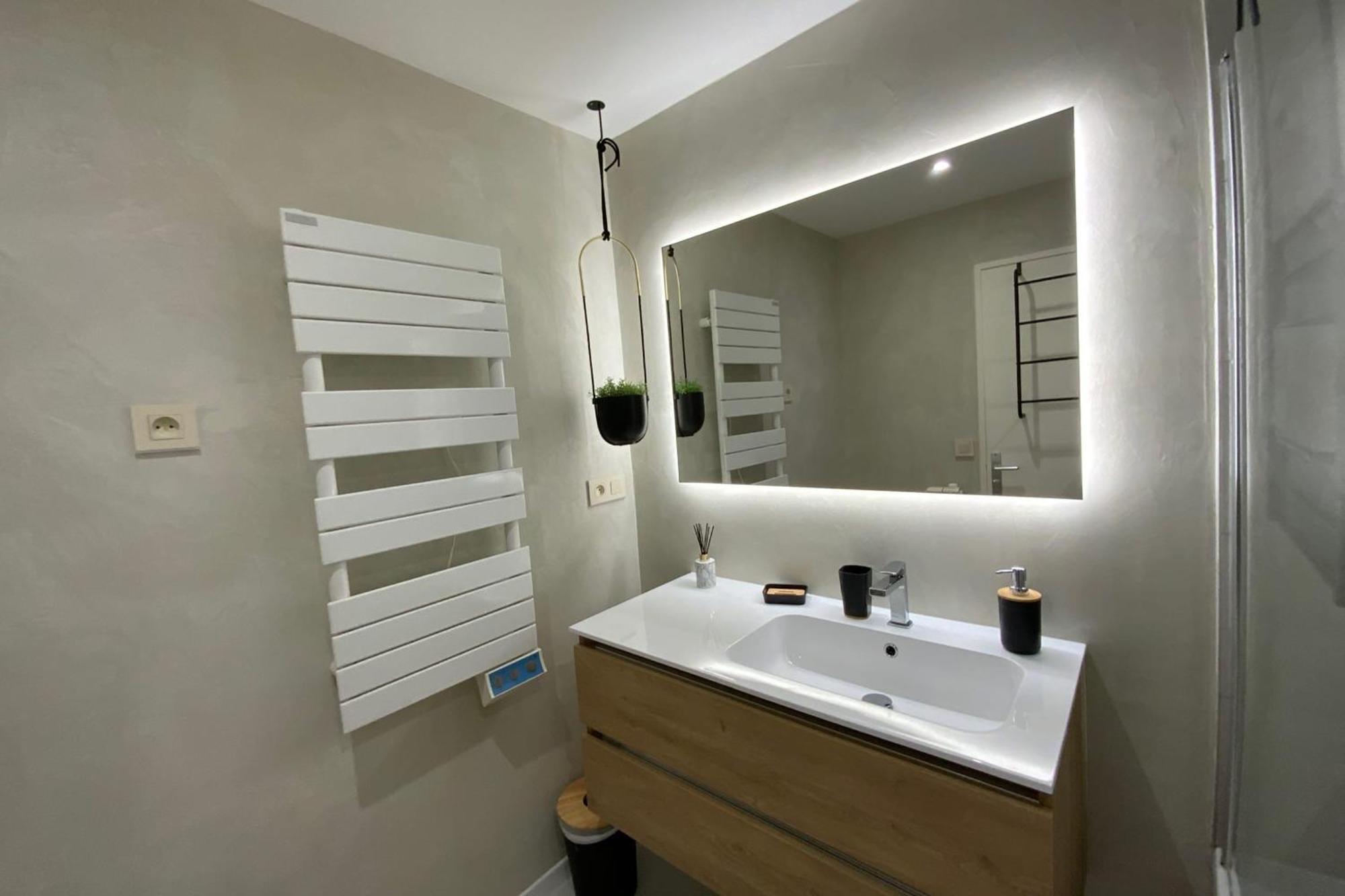 Aesthetics - 2 Bedrooms And Secure Parking! Montpellier Bagian luar foto
